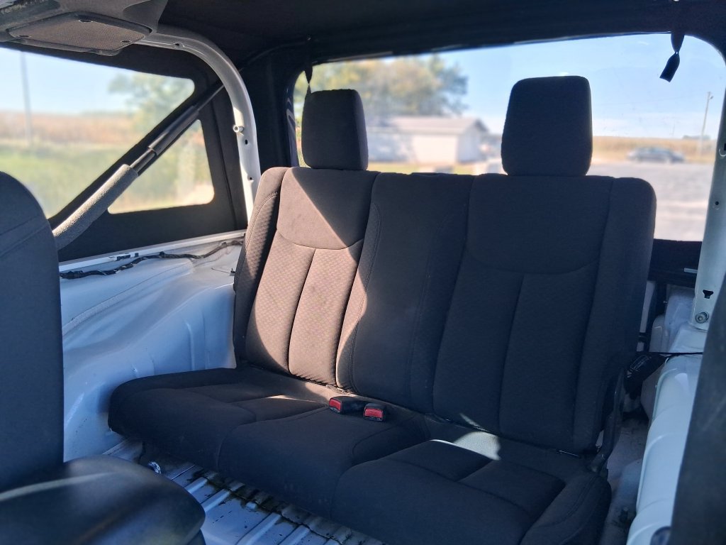Used 2016 Jeep Wrangler Sport AWD/4WD image 16