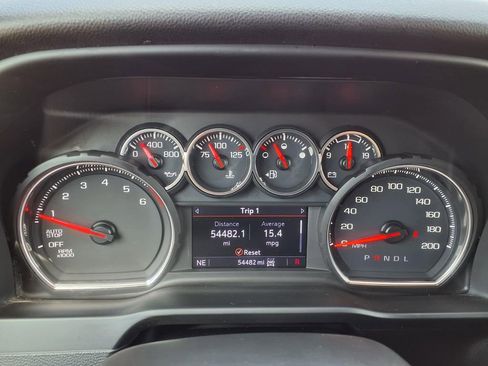 Used 2022 Chevrolet Silverado 1500 Custom w/ Safety Confidence Package AWD/4WD image 32
