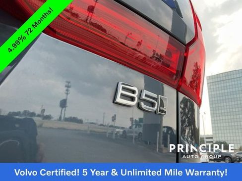 Certified 2024 Volvo XC60 B5 Plus w/ Climate Package image 14