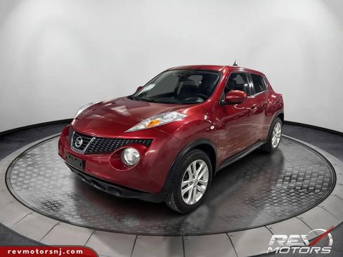 Used 2013 Nissan Juke SV image 1