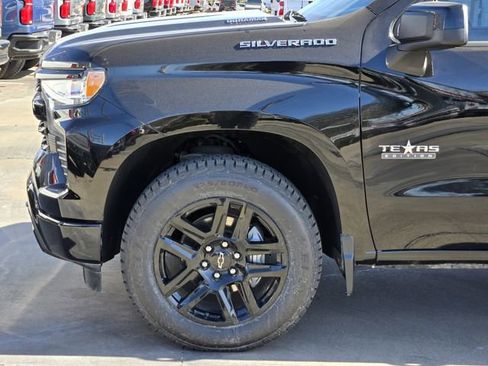 Used 2023 Chevrolet Silverado 1500 RST image 9