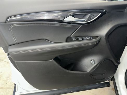 Certified 2023 Buick Envision Preferred w/ Sport Touring Package image 4