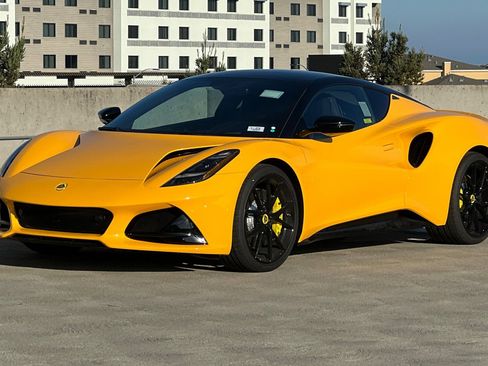 New 2025 Lotus Emira image 8