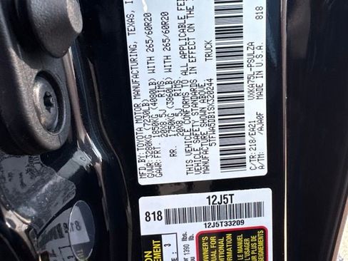 Used 2025 Toyota Tundra Limited w/ TRD Off-Road Package AWD/4WD image 11