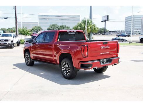 Used 2023 GMC Sierra 1500 AT4 w/ AT4 Premium Package AWD/4WD image 5