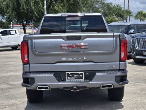 Used 2021 GMC Sierra 1500 AT4 w/ AT4 Preferred Package AWD/4WD image 5