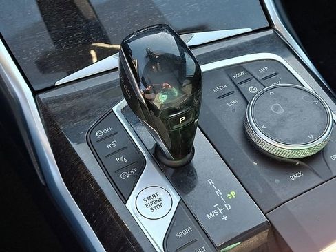 Used 2021 BMW 330i Sedan image 19