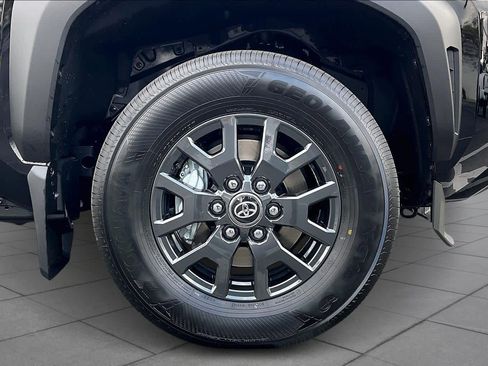 New 2026 Toyota 4Runner SR5 image 11