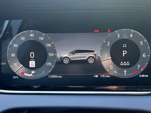 Used 2024 Land Rover Range Rover Evoque Dynamic SE AWD/4WD image 25