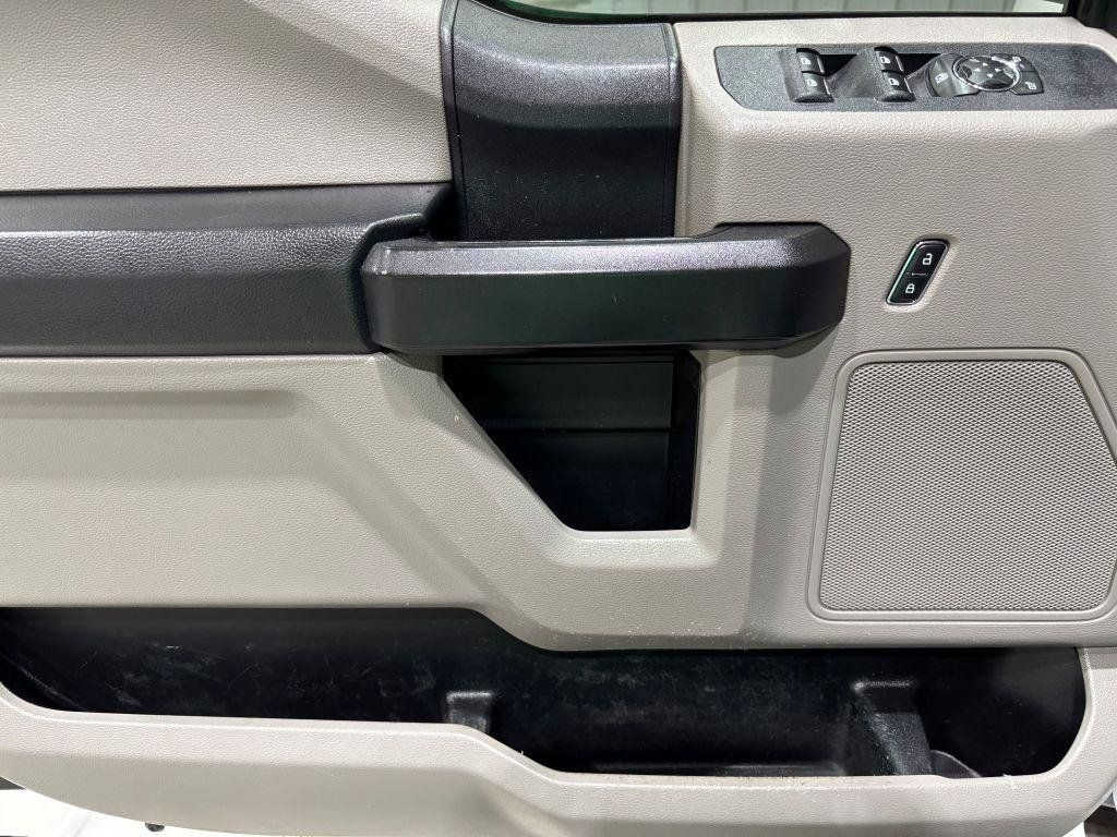 Used 2018 Ford F250 XL w/ Power Equipment Group AWD/4WD image 16