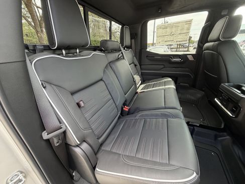 New 2026 GMC Sierra 1500 AT4X AWD/4WD image 29