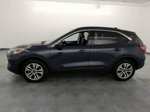 Used 2022 Ford Escape SEL image 4