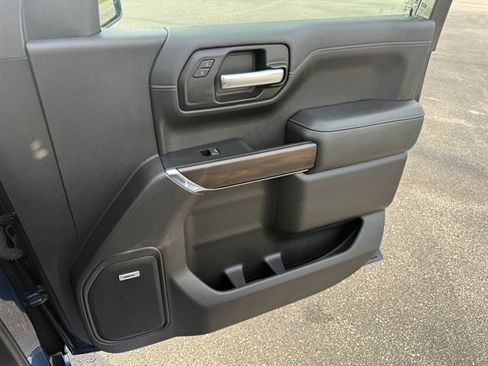 Used 2020 GMC Sierra 1500 SLT AWD/4WD image 45