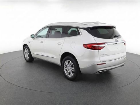 Used 2020 Buick Enclave Preferred FWD image 3