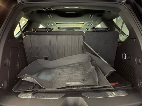 Used 2023 GMC Yukon AT4 w/ AT4 Premium Package image 42