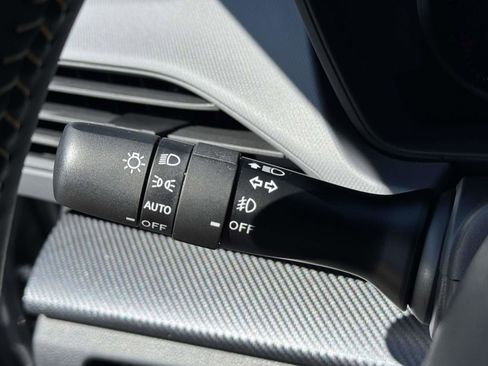 Certified 2025 Subaru Crosstrek 2.5i Sport image 23