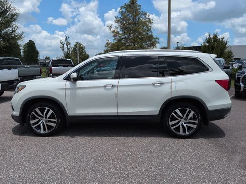 Used 2017 Honda Pilot Touring image 3