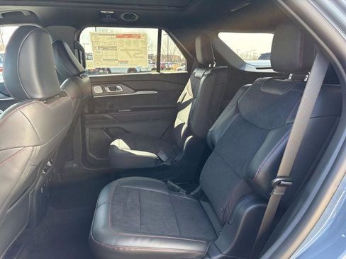 New 2026 Ford Explorer ST image 19