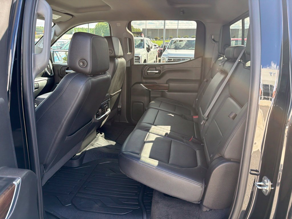 Used 2021 GMC Sierra 1500 SLT w/ SLT Premium Package AWD/4WD image 12