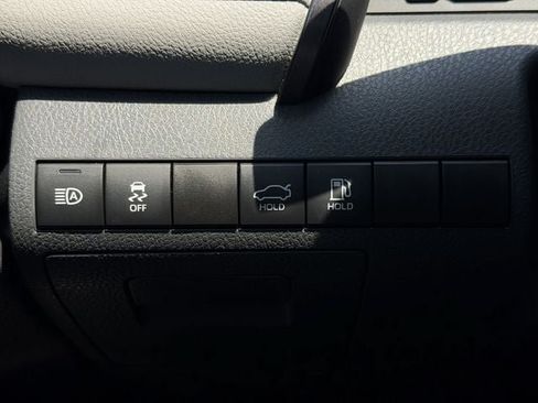Certified 2023 Toyota Camry SE FWD image 22