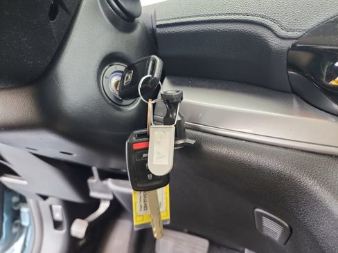 Used 2015 Honda CR-V LX image 24