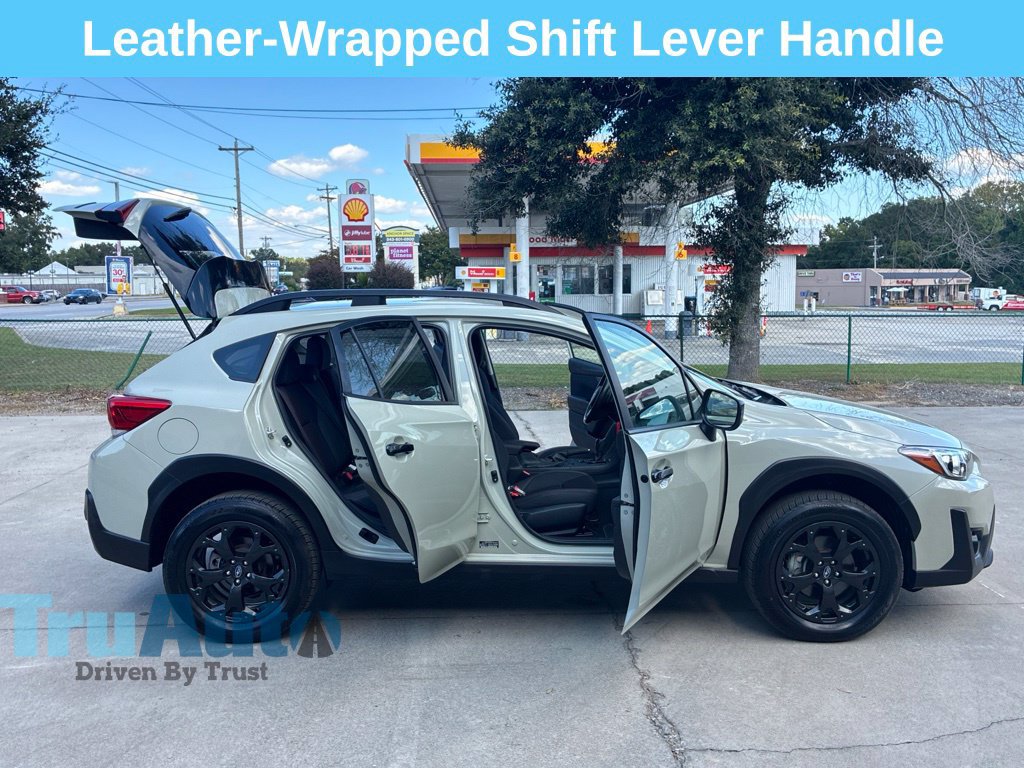 Used 2023 Subaru Crosstrek 2.0i Premium w/ Special Edition AWD/4WD image 19