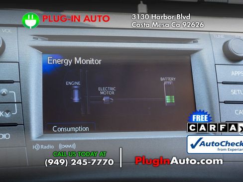 Used 2012 Toyota Prius Three w/ Preferred Accessory Pkg FWD image 25