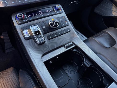 Used 2020 Hyundai Palisade Limited image 25