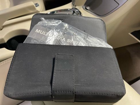 Used 2008 Chrysler Sebring Limited image 46