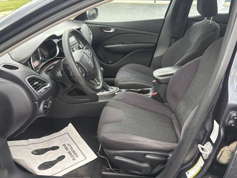 Used 2014 Dodge Dart SE w/ Convenience Group FWD image 9