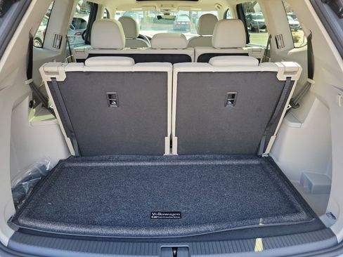 New 2026 Volkswagen Atlas SE image 15