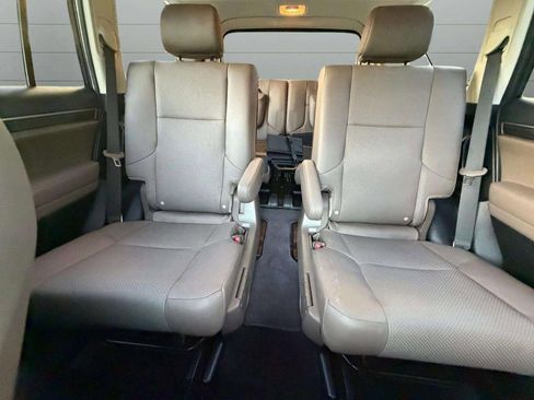 Used 2021 Lexus GX 460 Luxury w/ Sport Design Package image 35