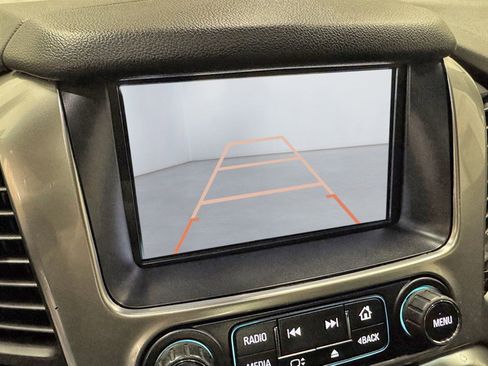 Used 2018 Chevrolet Tahoe LT image 21