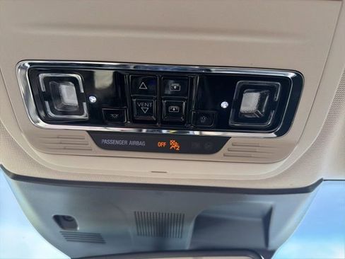 Used 2022 Lincoln Corsair AWD w/ Premium Package image 42