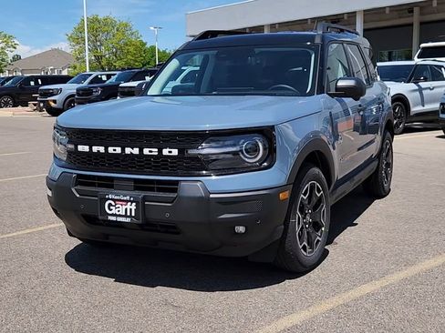 New 2026 Ford Bronco Sport Outer Banks w/ Outer Banks Tech Package+ AWD/4WD image 3