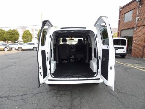 Used 2019 Nissan NV200 SV w/ Navigation Package image 10