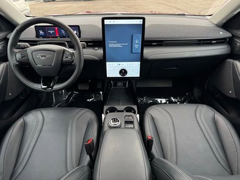 Certified 2023 Ford Mustang Mach-E Premium image 7