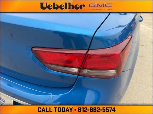 Used 2022 Kia Rio S image 9