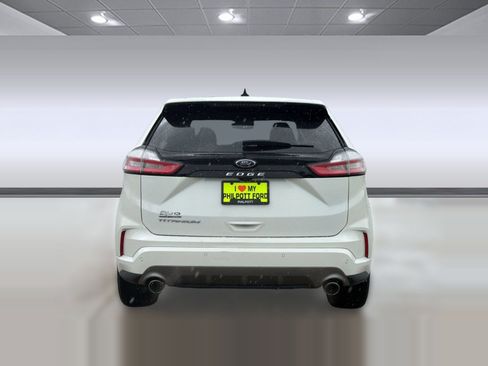 Certified 2021 Ford Edge Titanium w/ Equipment Group 301A FWD image 10