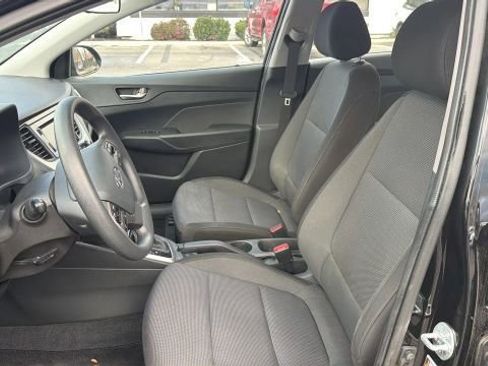 Used 2020 Hyundai Accent SE image 9