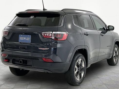 Used 2018 Jeep Compass Trailhawk w/ Leather Interior Group AWD/4WD image 6