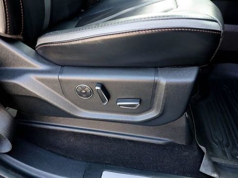 Used 2018 Ford F150 Platinum w/ Equipment Group 701A Luxury image 46