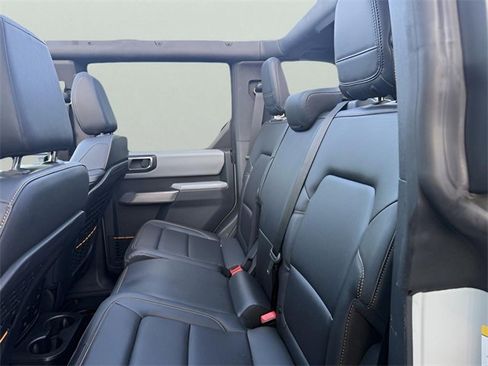 Used 2021 Ford Bronco Badlands image 16