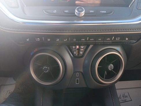 New 2025 Chevrolet Blazer Premier image 34