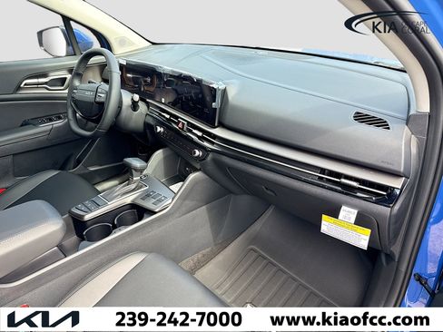 New 2026 Kia Sportage EX w/ EX Panorama Roof Package FWD image 12