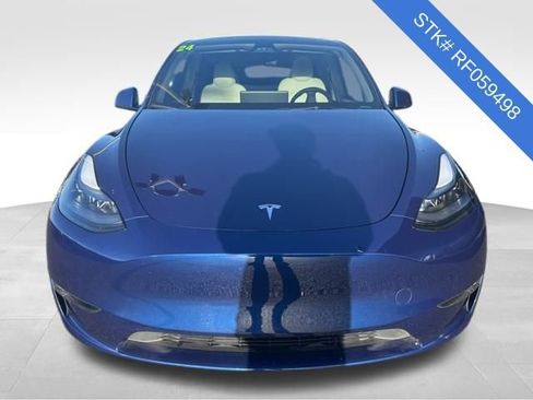 Used 2024 Tesla Model Y Performance image 2