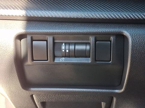 Certified 2024 Subaru Crosstrek 2.5i Sport AWD/4WD image 28