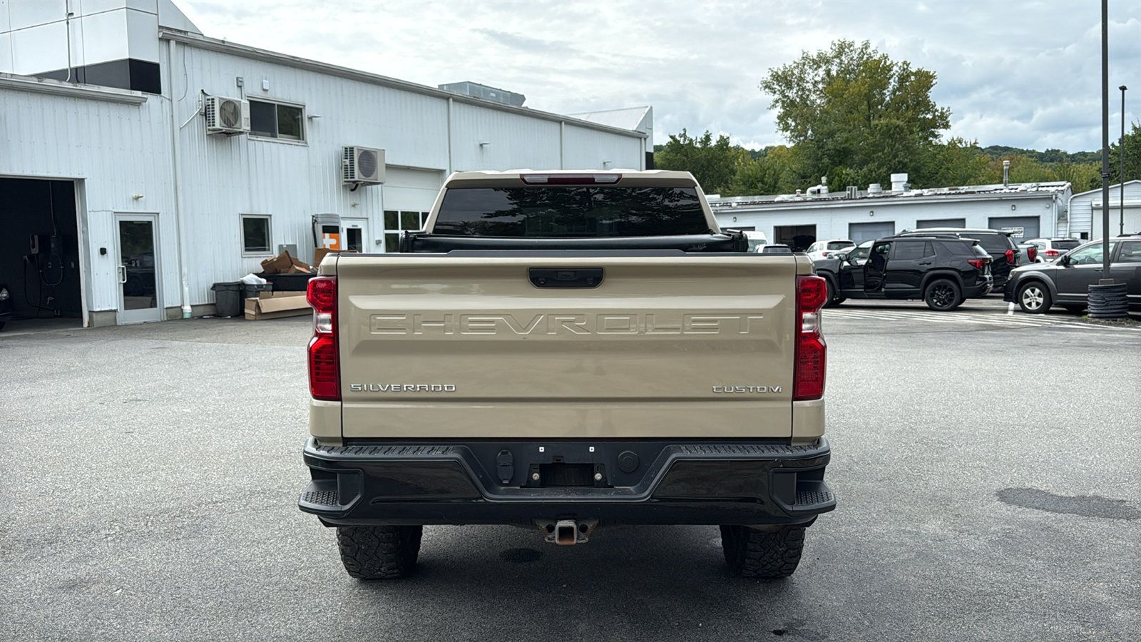 Used 2022 Chevrolet Silverado 1500 Custom Trail Boss AWD/4WD image 7