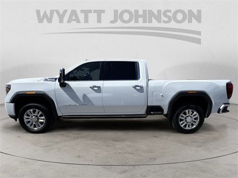 Used 2023 GMC Sierra 2500 Denali image 2