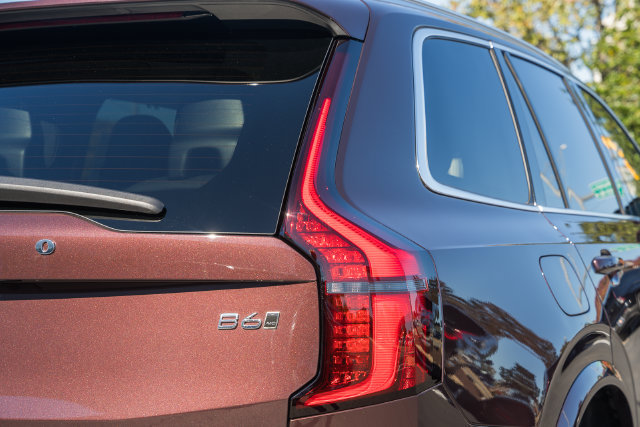 New 2027 Volvo XC90 B6 Plus AWD/4WD image 7